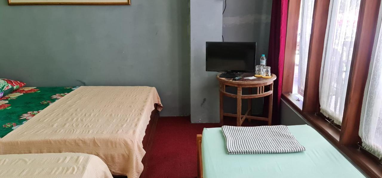 Homestay Triniti Lembang Zewnętrze zdjęcie