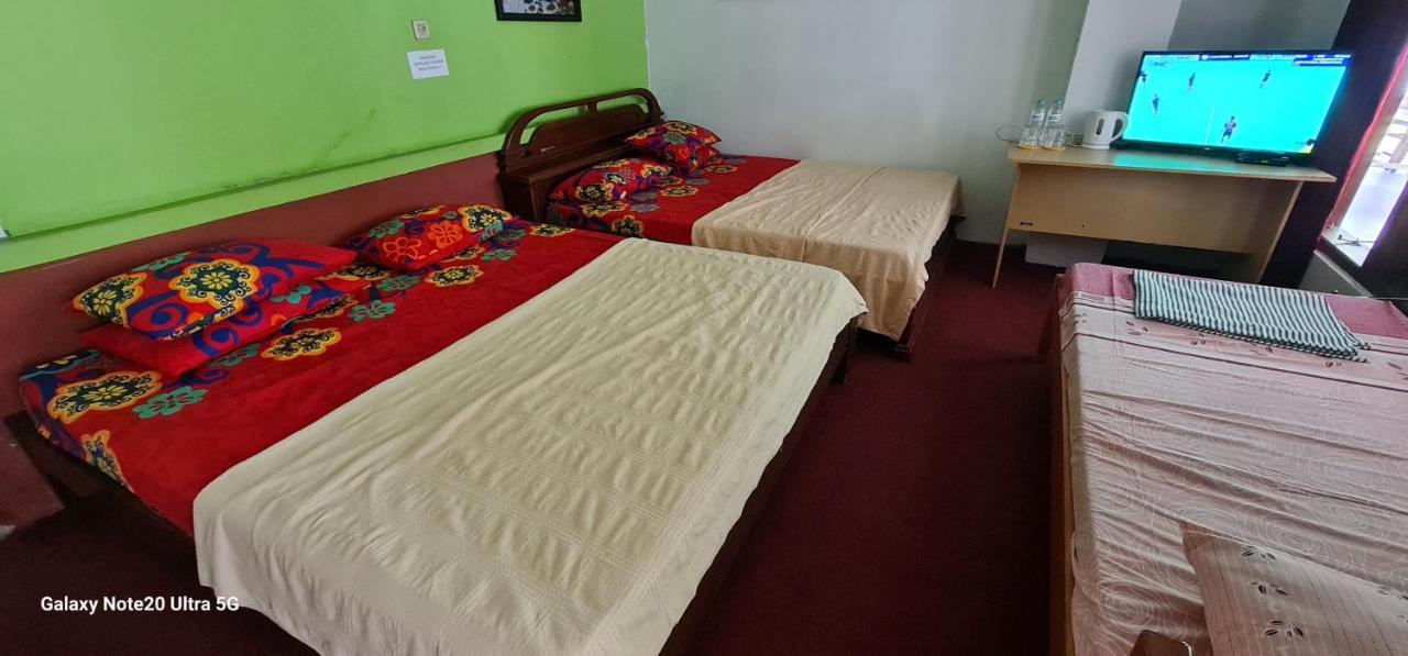 Homestay Triniti Lembang Zewnętrze zdjęcie