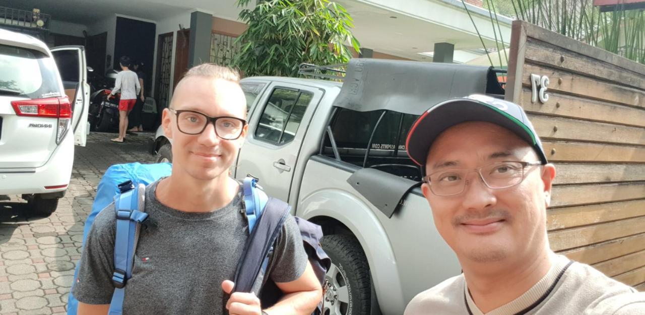 Homestay Triniti Lembang Zewnętrze zdjęcie
